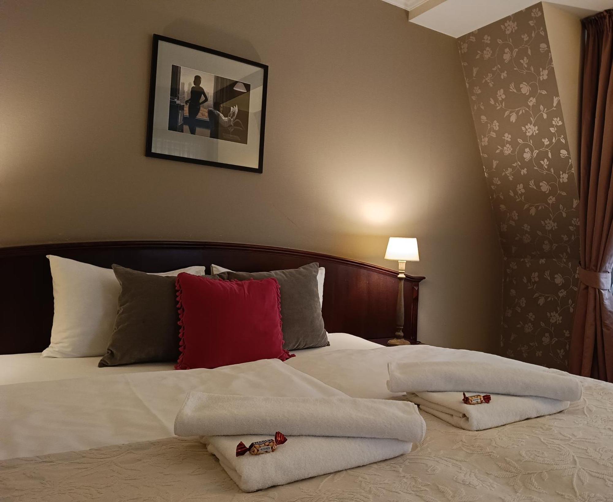 Hotel Stare Miasto Old Town Posen Exterior foto